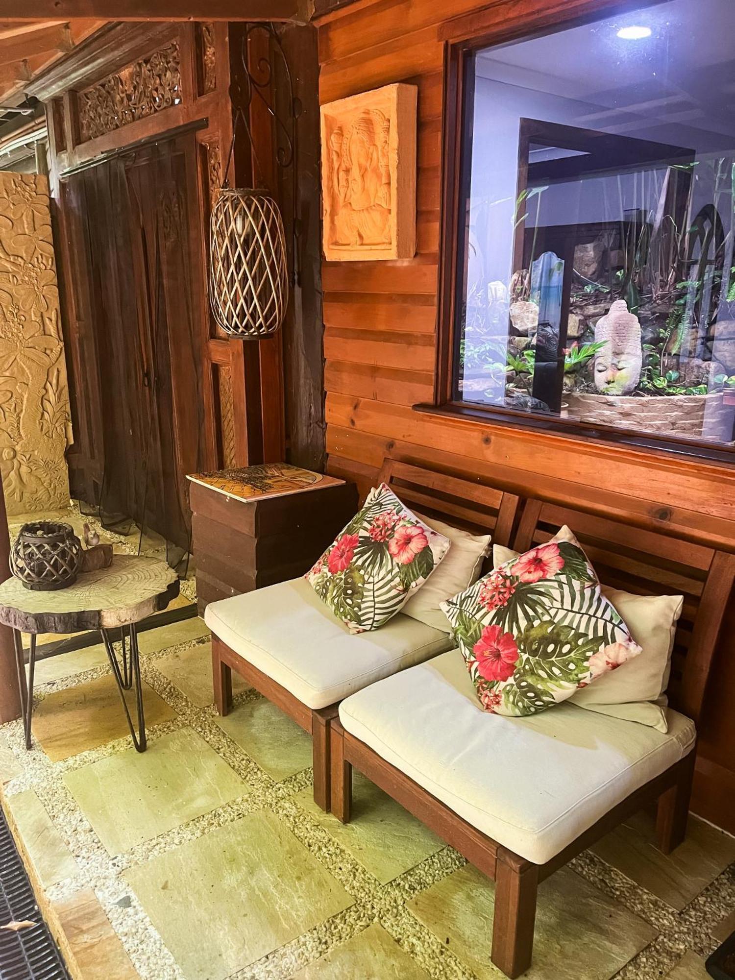 Whitsundays Bnb Retreat แอร์ลีบีช ภายนอก รูปภาพ
